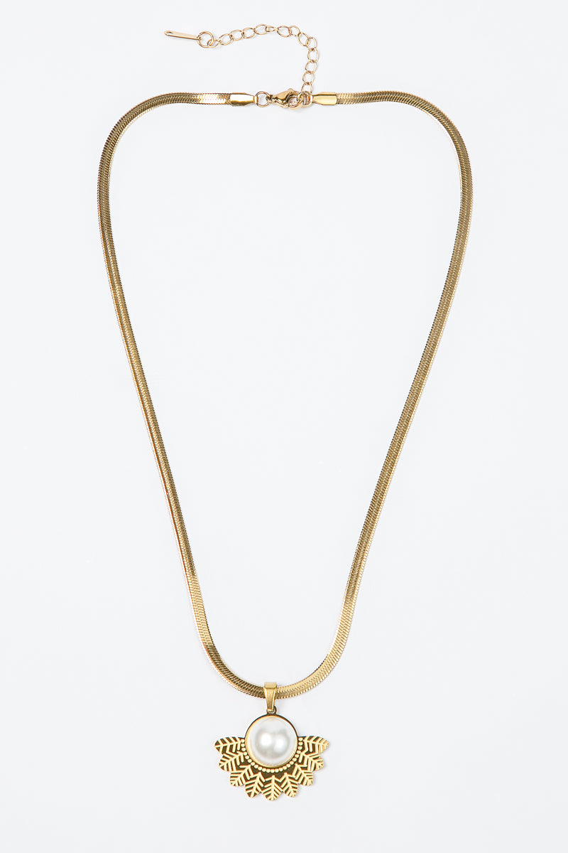 Chain Necklace with Pearl Pendant