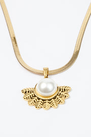 Chain Necklace with Pearl Pendant