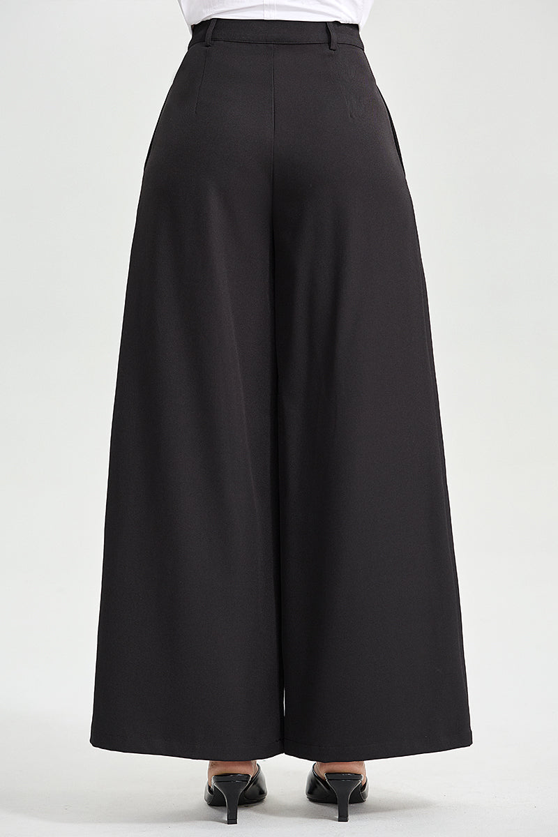 بنطلون واسع بكسرات أمامية أنيق