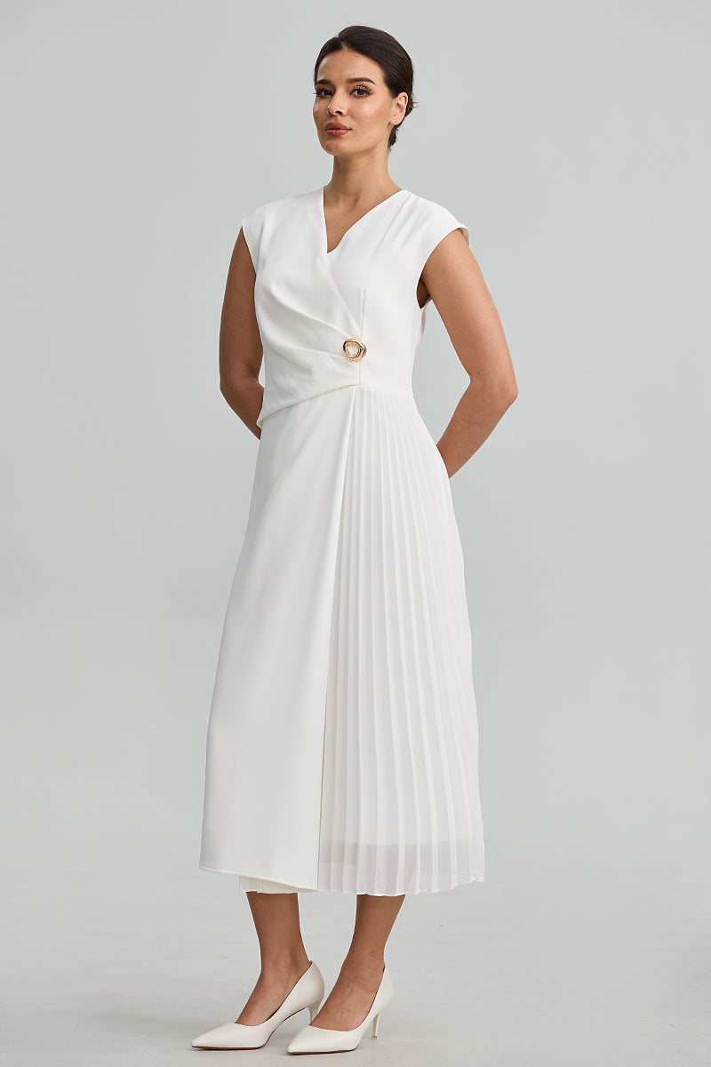 Sleeveless Pleated Dress