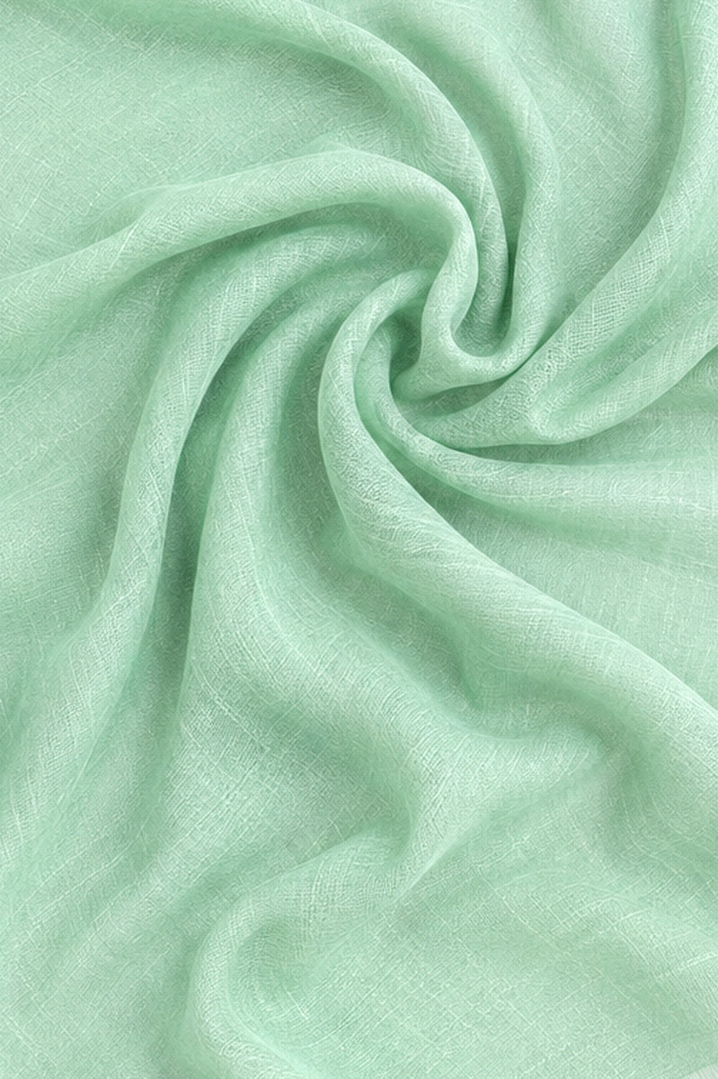 Lightweight Textured Frayed Edge Scarf