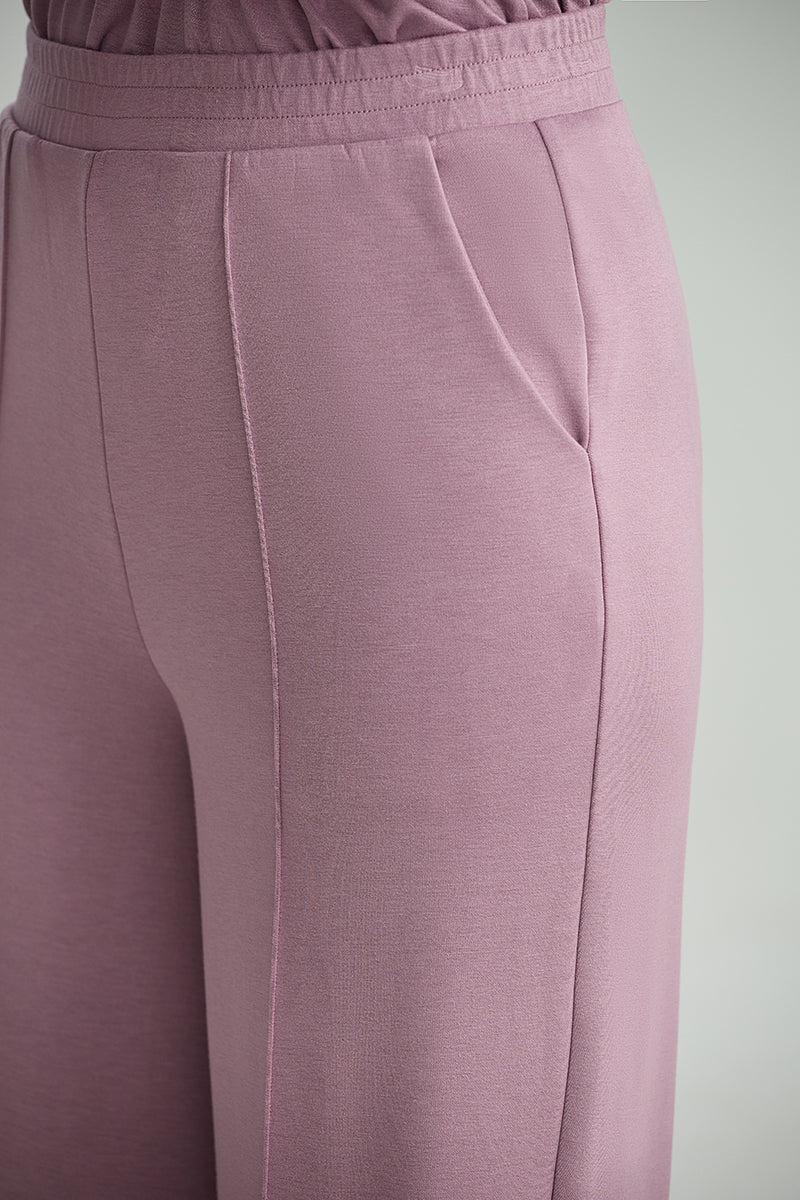 Wide-Leg Casual Pants