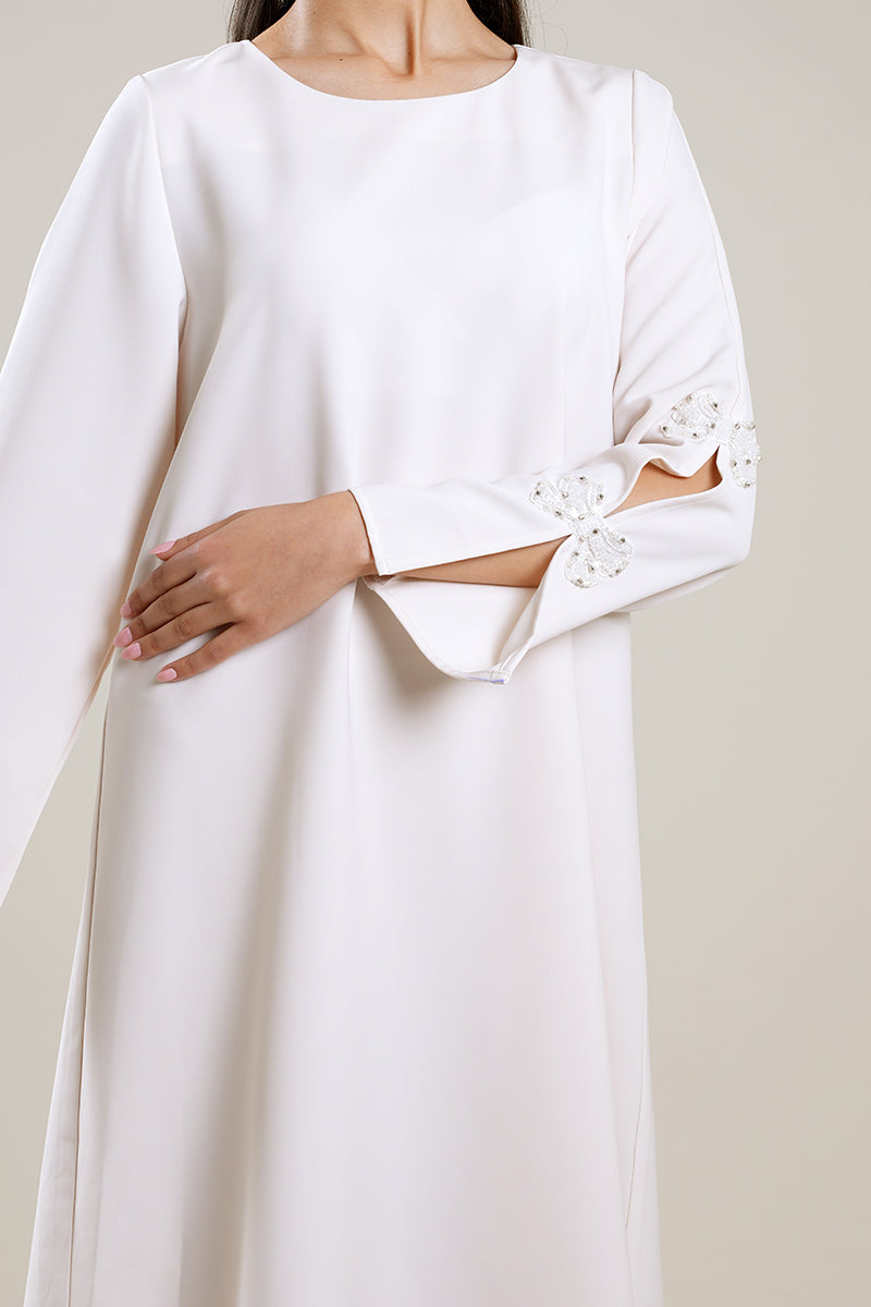 فستان ميدي بأكمام مفتوحة