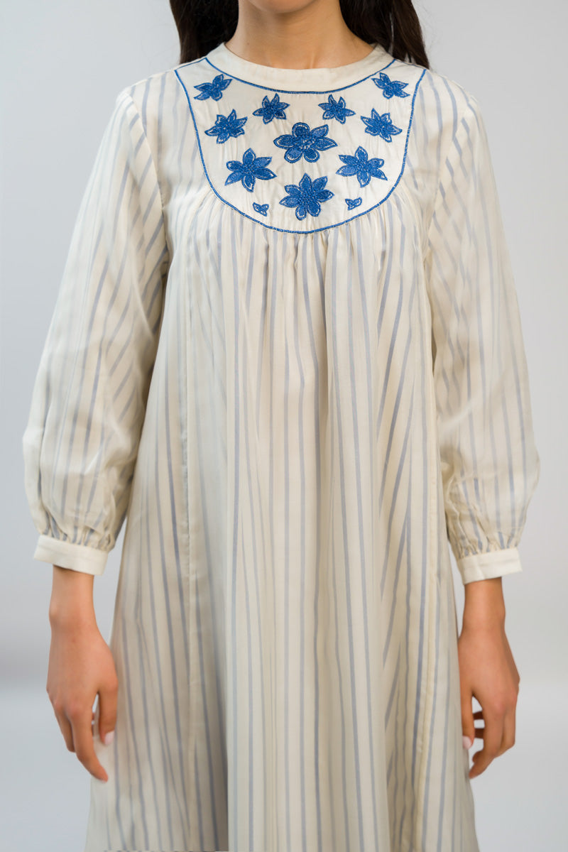 Midi Dress with Front Embroidery