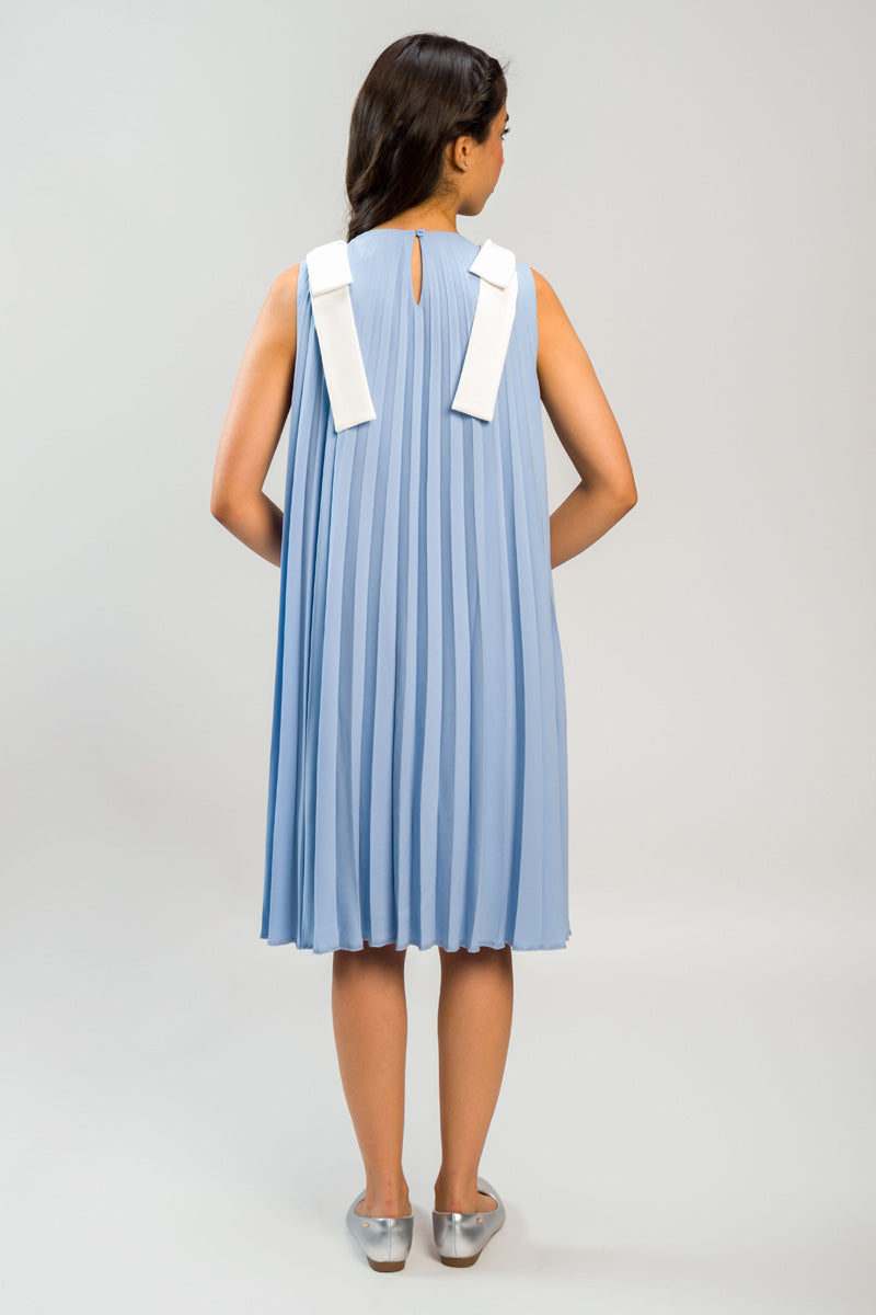 Sleeveless Pleated Midi Dress