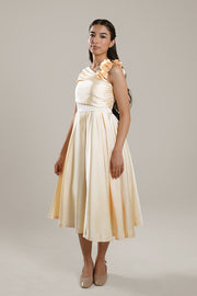 فستان ميدي بتفاصيل زهور بارزة