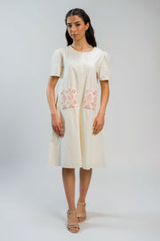 فستان ميدي بأزرار أمامية