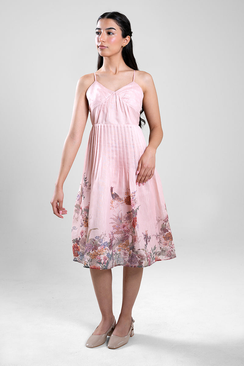 فستان ميدي بتفاصيل مزخرفة