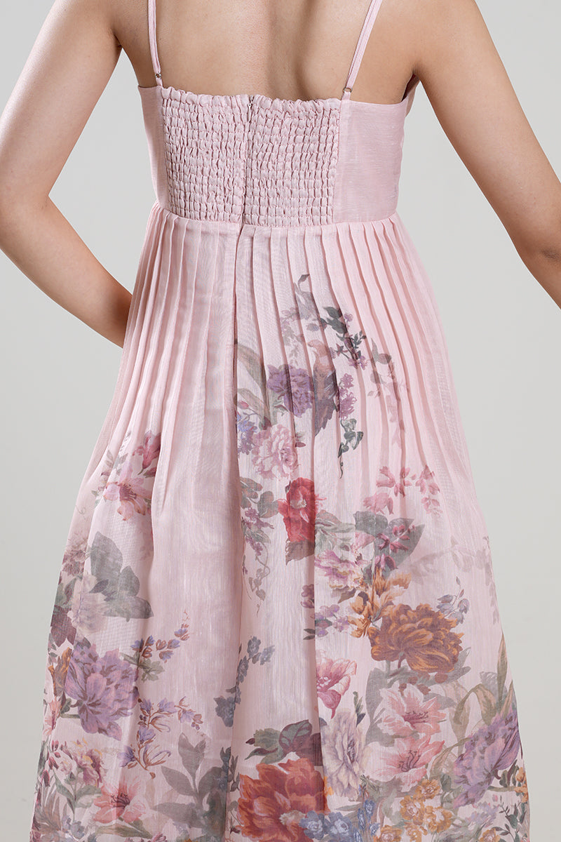 فستان ميدي بتفاصيل مزخرفة