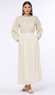 بلوزة بطبعة مربعات